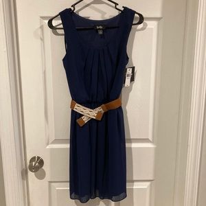 Sleeveless, casual Spring or summer dress with belt
